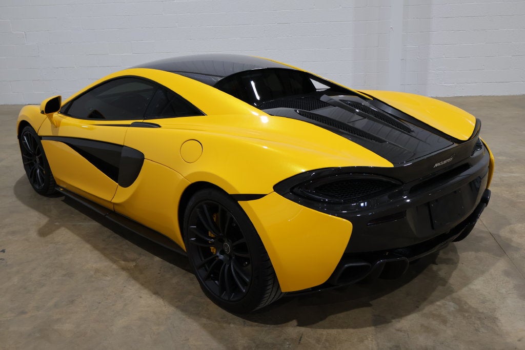 2016 McLaren 570S Base
