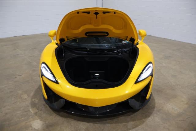 2016 McLaren 570S Base