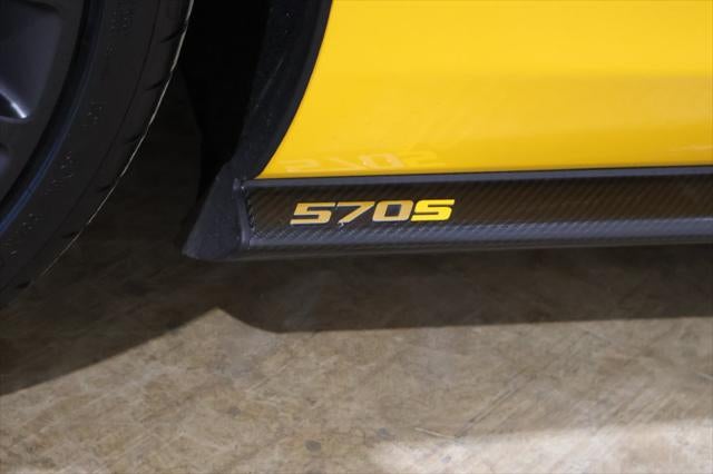 2016 McLaren 570S Base