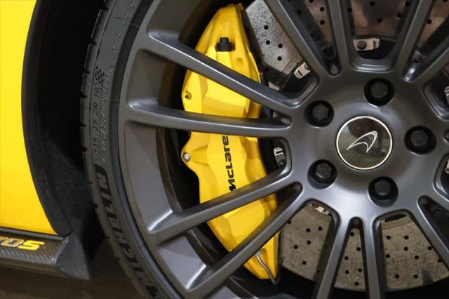 2016 McLaren 570S Base
