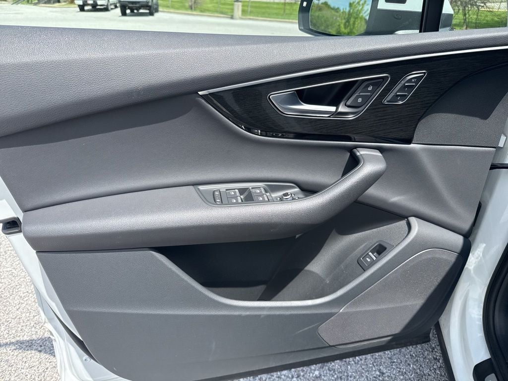 2021 Audi Q7 55 Premium quattro