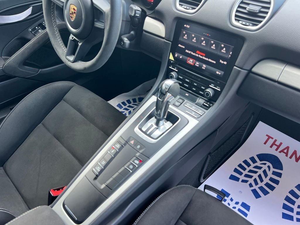 2021 Porsche 718 Cayman GT4