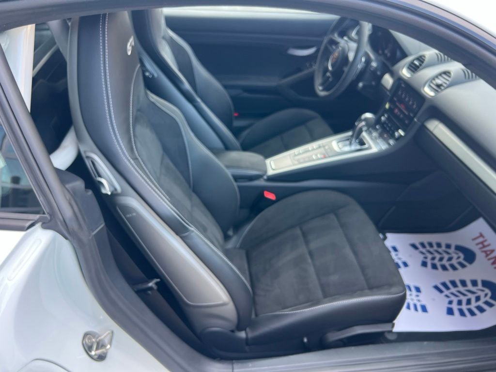 2021 Porsche 718 Cayman GT4