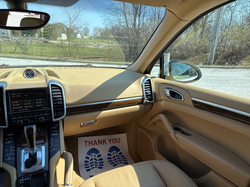 2013 Porsche Cayenne Base