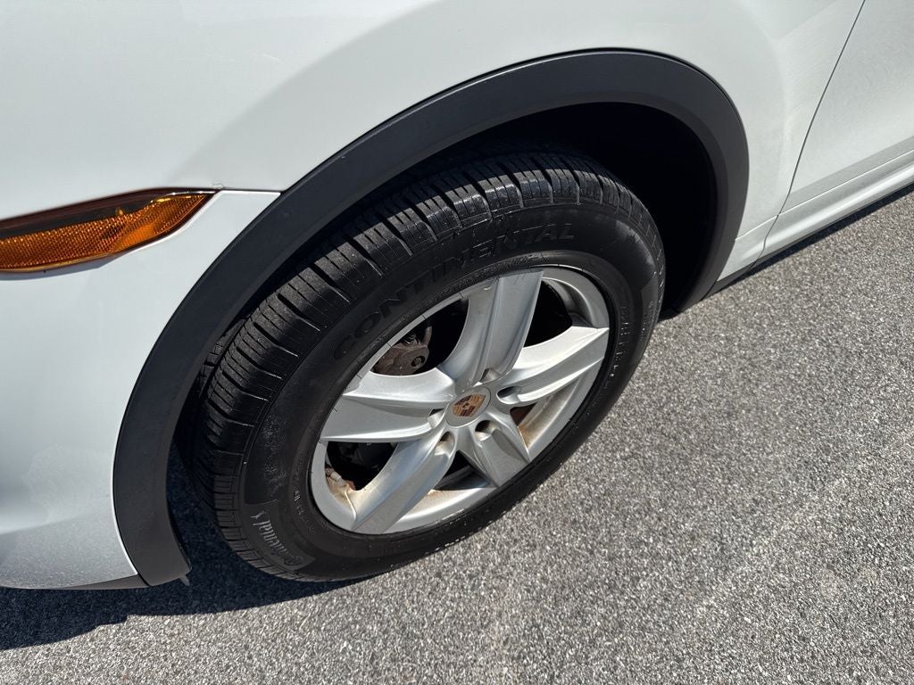 2013 Porsche Cayenne Base