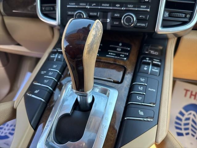 2013 Porsche Cayenne Base