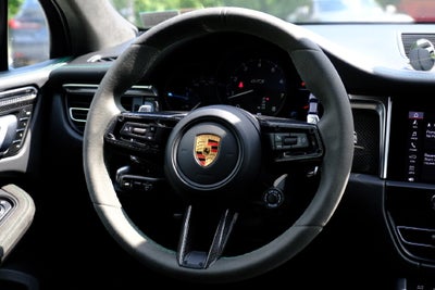 2023 Porsche Macan GTS