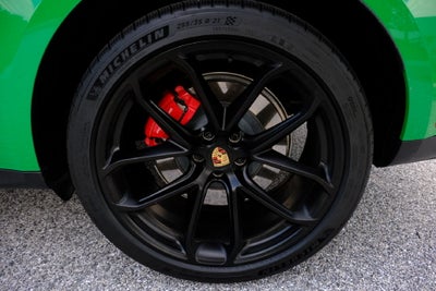 2023 Porsche Macan GTS