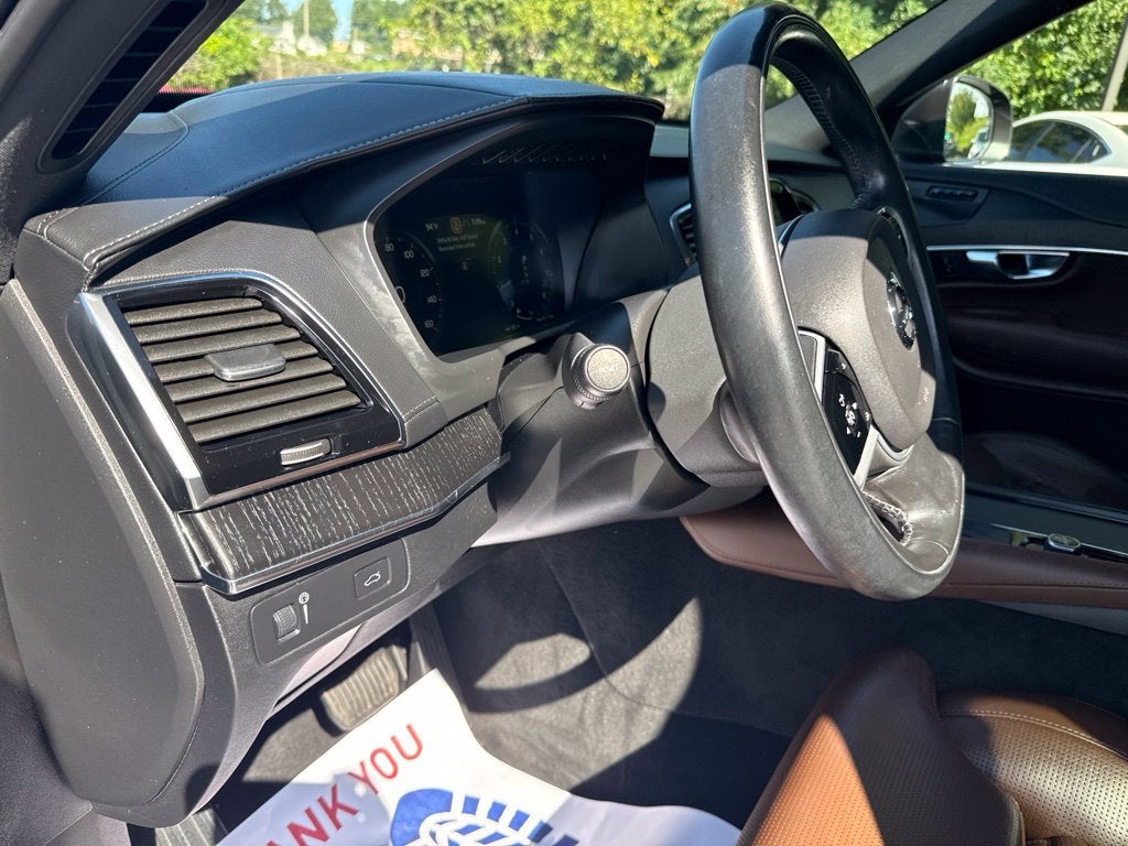 2021 Volvo XC90 T6 Inscription